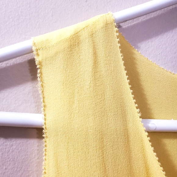 Tory Burch - Alex Yellow Layered Sleeveless Silk Top - Size 14 - Picture 5 of 7